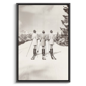 "VINTAGE GLAMOUR SKIERS"