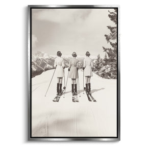 "VINTAGE GLAMOUR SKIERS"