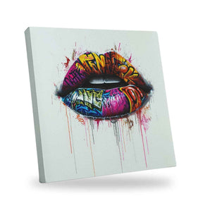 "GRAFFITI LIPS"